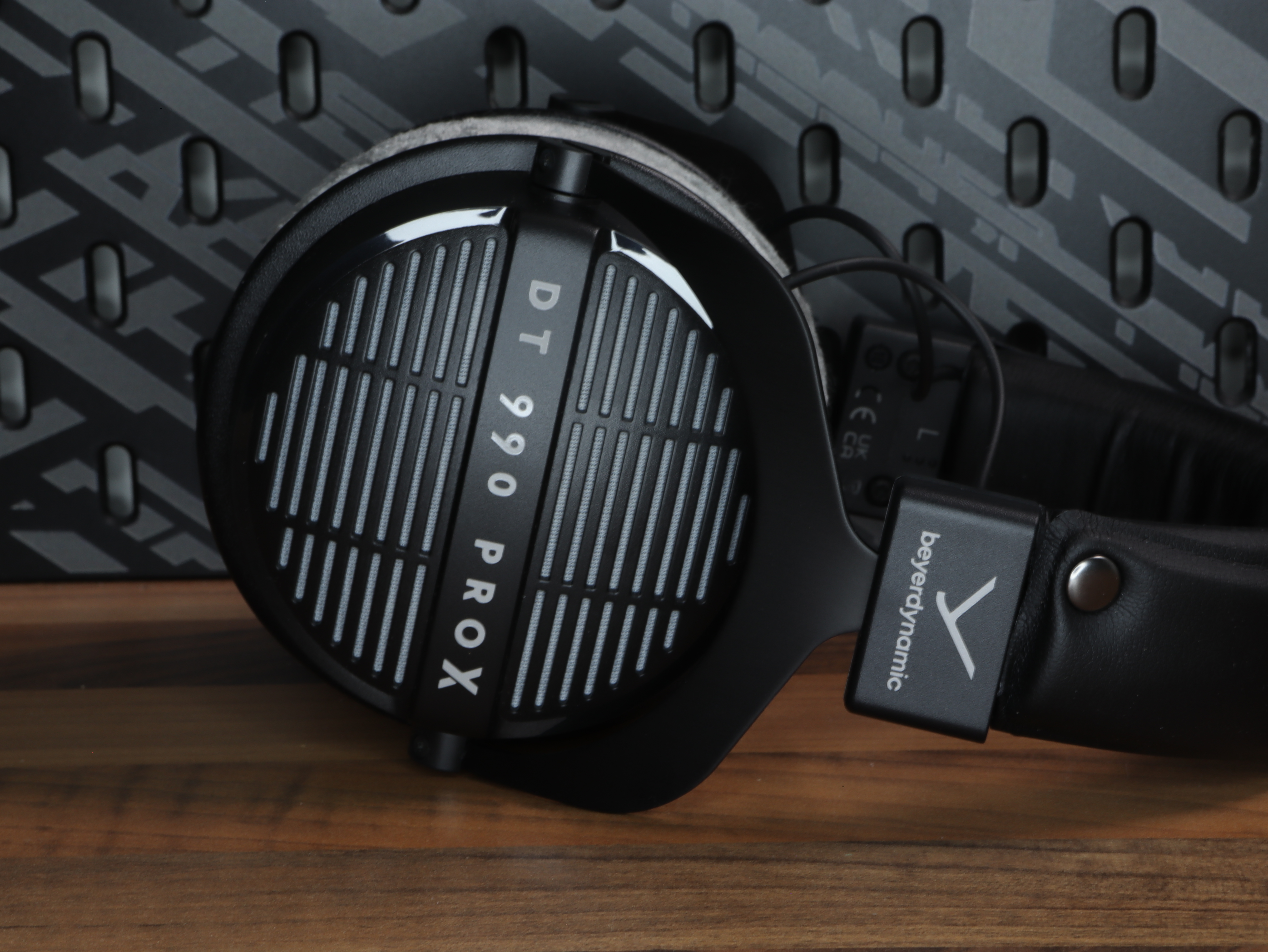 incomparable comfort sound open studio headset DT 990 PRO X beyerdynamic signature stellar.45 precise Professionals lifetime.JPG